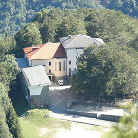 CASALPINA DI MOMPELLATO<br />Casa alpina di Mompellato - Rubiana Casa alpina di Mompellato - Rubiana
